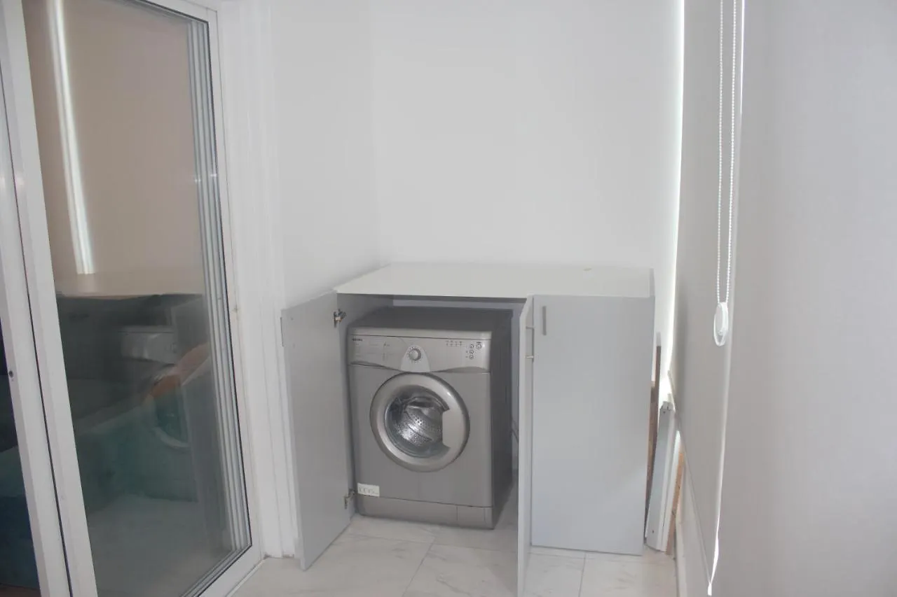 Apartment Helen Milos Court No.5 Larnaca