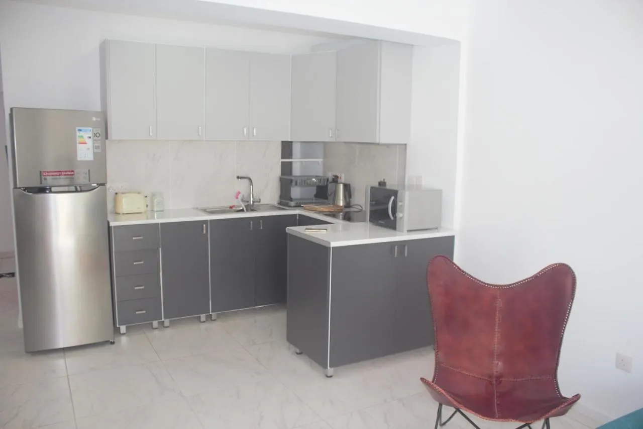 Helen Milos Court No.5 Larnaca Apartment